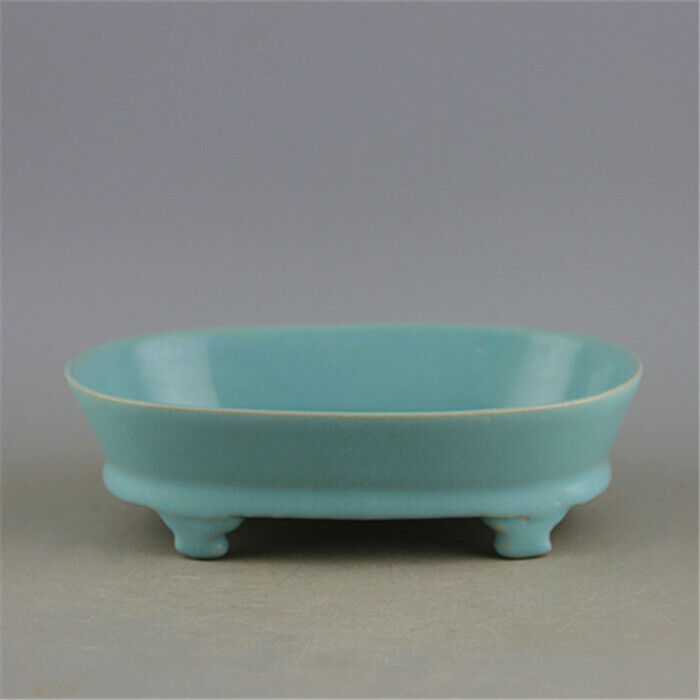 Chinese Song Dynasty Ru Kiln celadon four legged narcissus basin