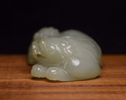 Chinese Natural Hetian Jade Hand Carved Lion Figurine Statue Collection Art Rare