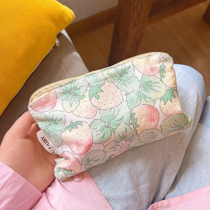 Strawberry Cosmetic Bag Makeup Pouch Zipper Make Up Organizer Bag Case Toiletry