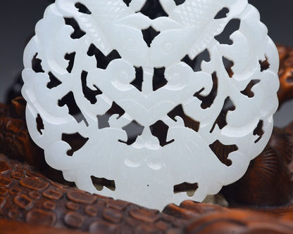 Chinese Beautiful Natural Hotan Jade Carved Exquisite White Jade Pendant Jewelry