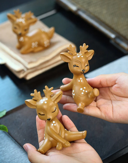 Zisha Tea Pets lovely Deer Purple Clay Tea Play Decoration