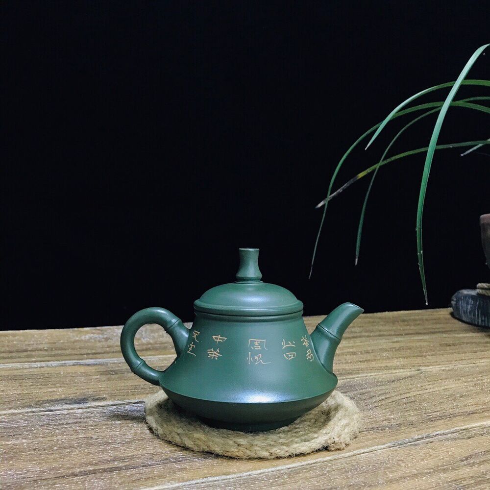 vintage chinese yixing purple clay teapot zisha ceremony carving Collectible art