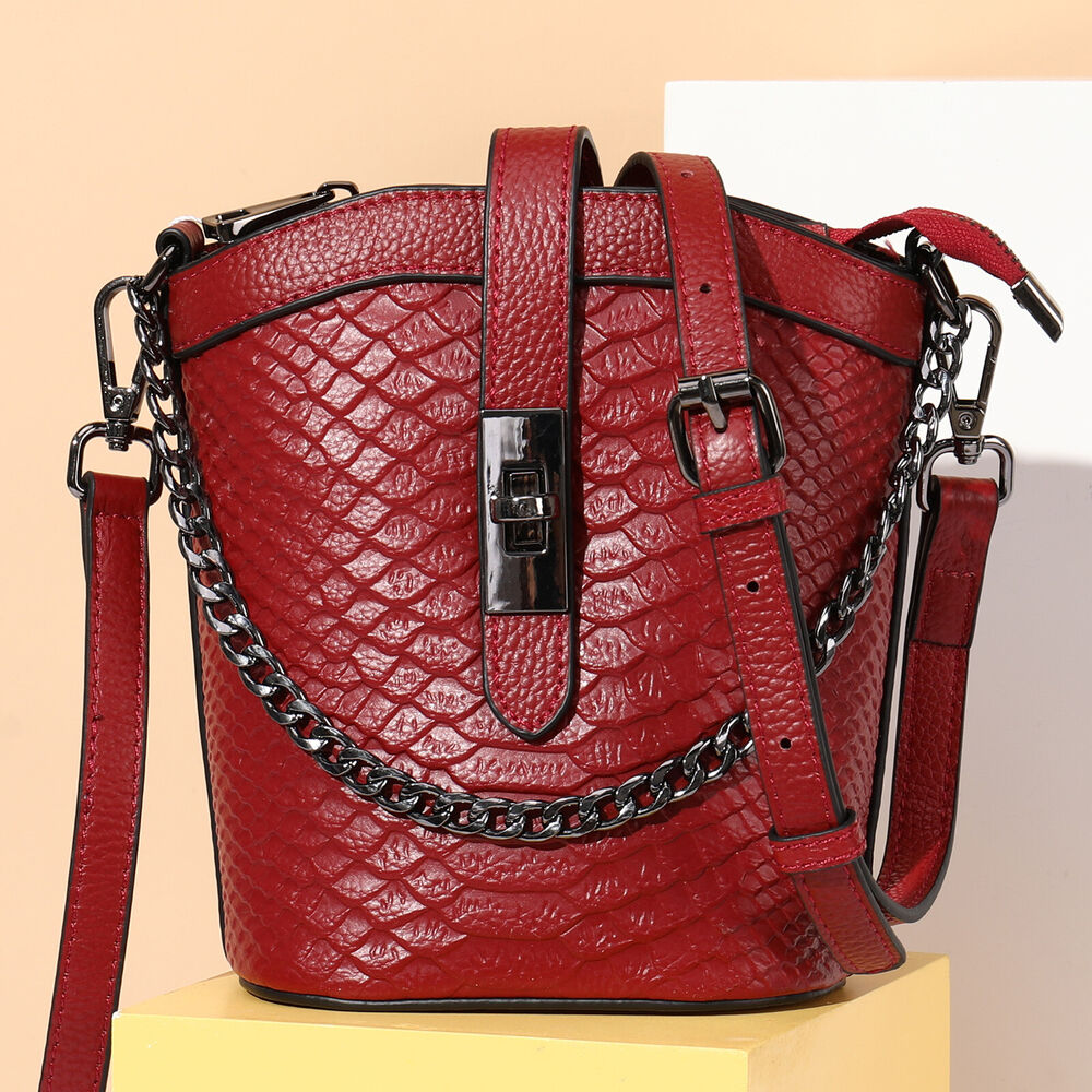 New Designer Womens Genuine Leather Shoulder Bag Snake Embroidered Small Handbag