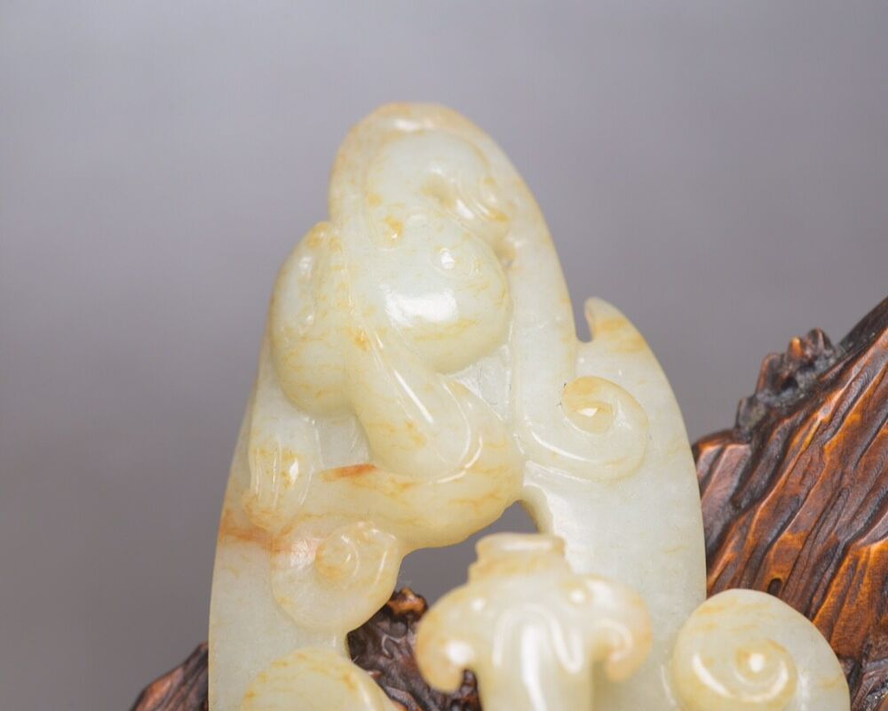 Antigue Chinese Hetian Jade Carved Dragon Statue Fine Jade Pendant Jewelry Gift
