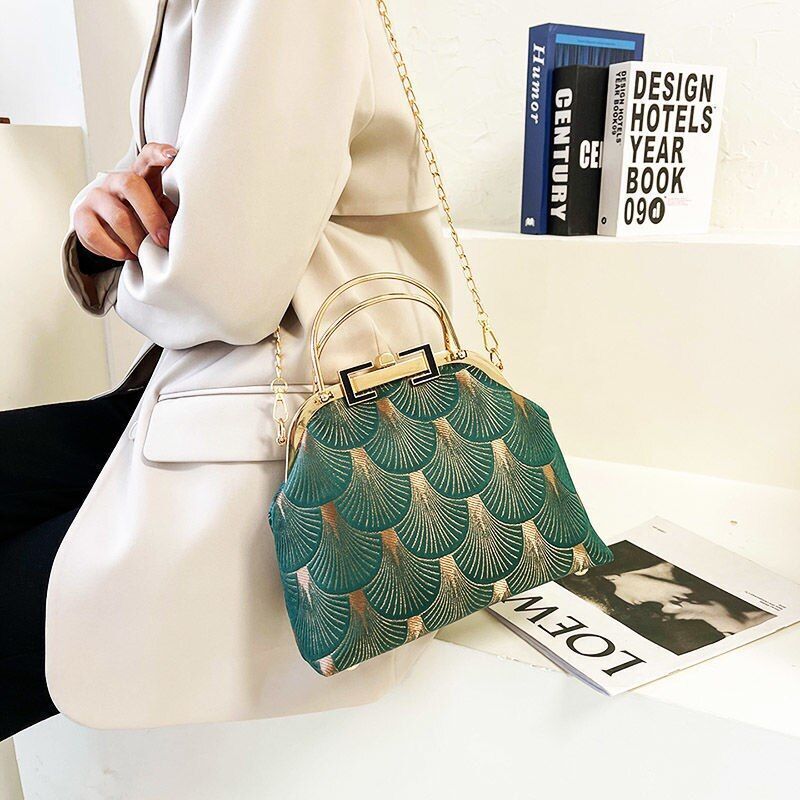 Vintage Green Fashion Bags Shell Lock Tote Handbags Purses 120 CM Chain Strap