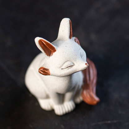 Zisha Clay Teapet White Nine-tailed Fox Tea Animal Tea Accessories