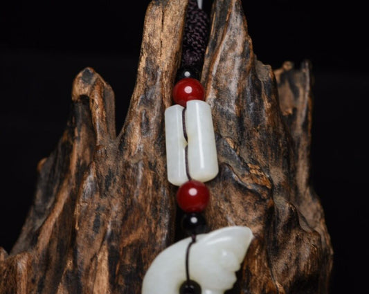 Chinese Beautiful Natural Hetian Jade Hand Carved Exquisite Statue Jade Pendant