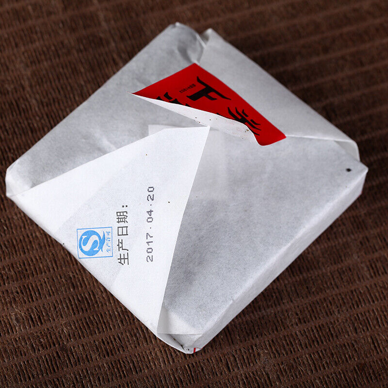 Big Snow Mt. 2017 Yunnan Xiaguan Gold Silk Raw Pu-erh Puer Pu'er Brick Tea 100g