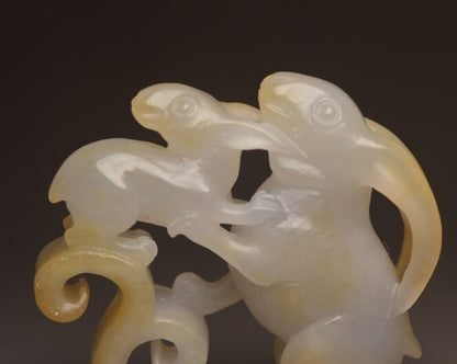 Chinese Natural Hetian Jade Carved Sculpture Exquisite Rabbit Statue Collections