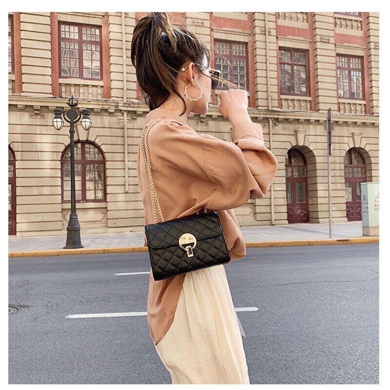 Lady Bags Fashion Women Shoulder Bag Pu Material Chains Crossbody Bag Black