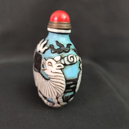 Old Peking Glass Snuff Bottle overlay snuffbox kylin pixiu statue carvings rare