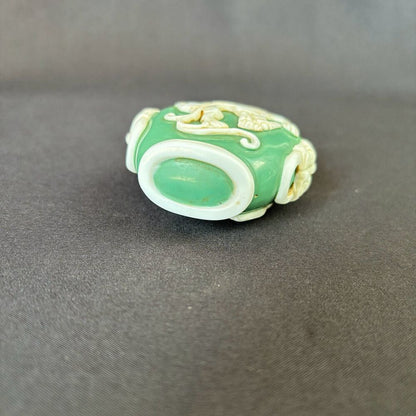 Chinese Snuff Bottle Dragon Sculpture Snuff Box Glass Carved Colored Glaze White