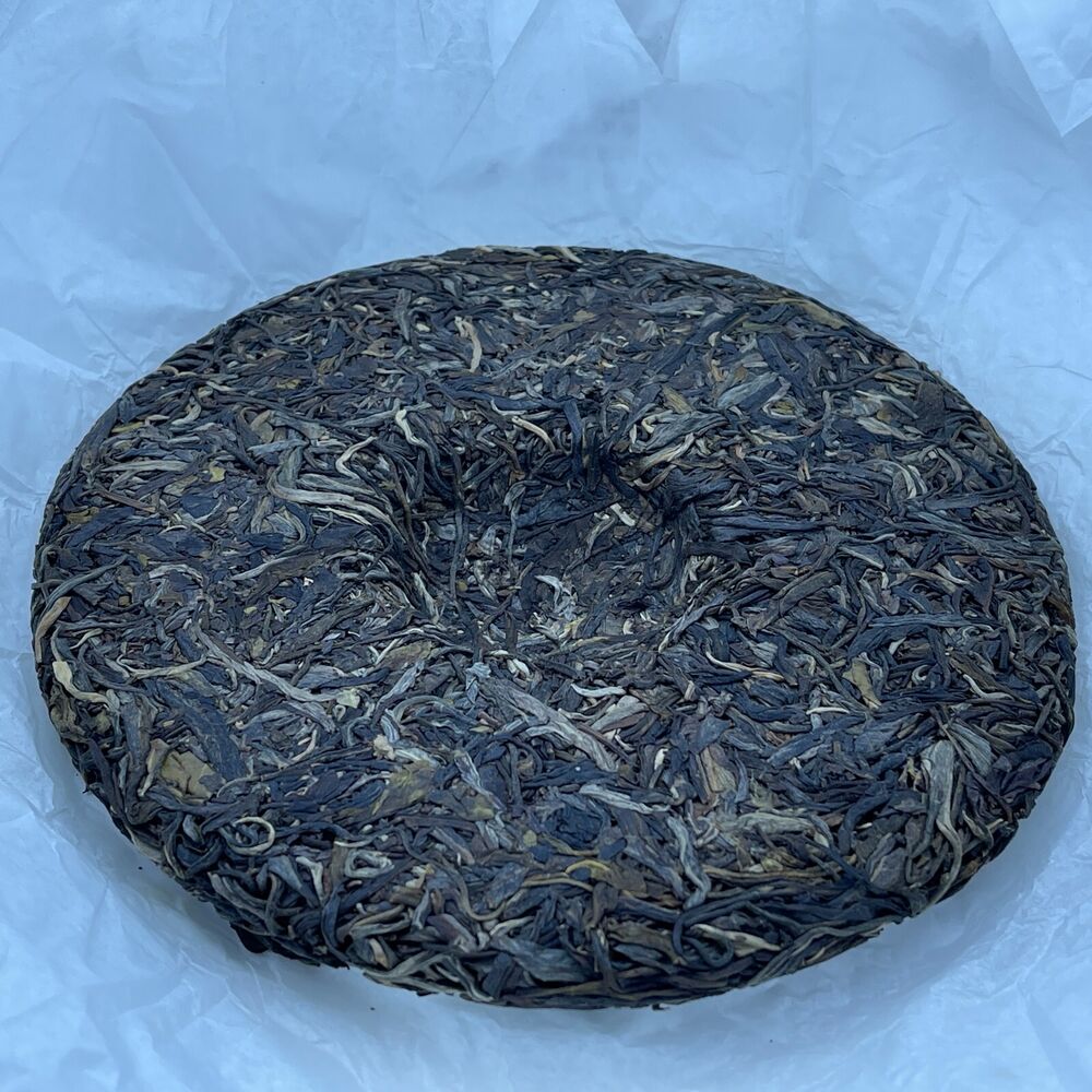 Pu 'er tea, 2021, 357 grams, raw.