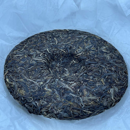 Pu 'er tea, 2021, 357 grams, raw.