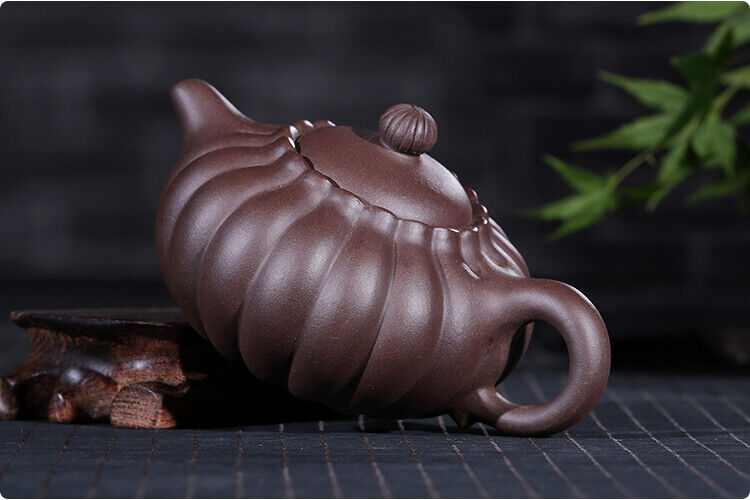 Chinese Yixing Zisha Clay Handmade Exquisite Teapot