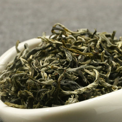 Chinese Huang Shan Mao Feng Slimming Tea Maofeng Spring Green Tea Loose Leaf