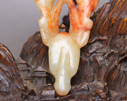 Chinese Natural Hetian Jade Carved Unique Statue Exquisite Pendant Collections