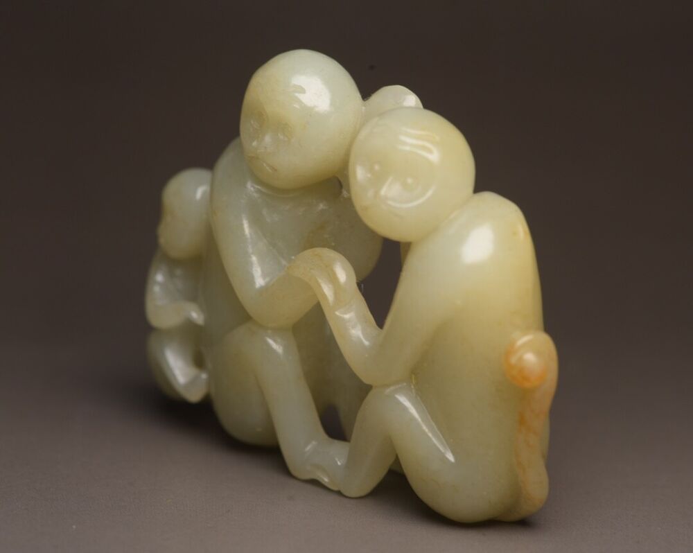 Chinese Natural Hetian Jade Carving Monkey Statue Nice Sculpture Art Collection