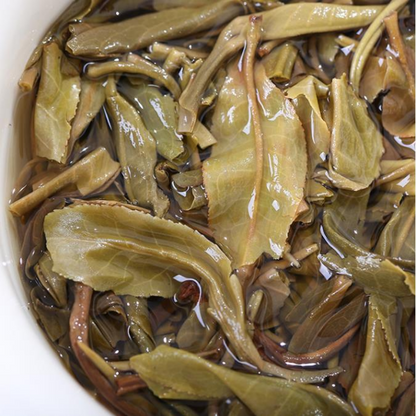 357g Iceland Pu-erh Raw Tea Cake Yunnan Puerh Shengcha Chinese Pu'er Green Tea