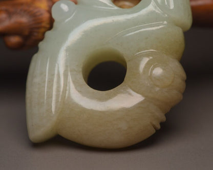 Chinese Natural Hetian Jade Carving Exquisite Unique Statue Pendant Jewelry Gift