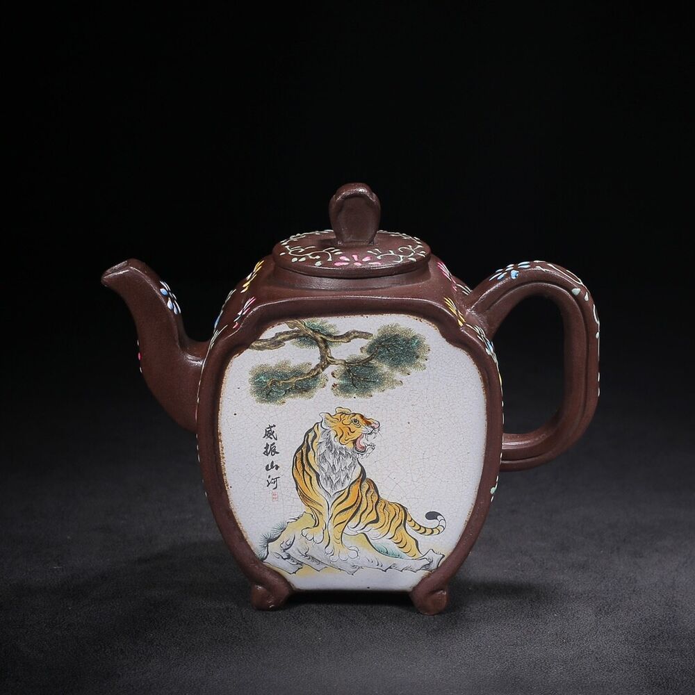 Chinese Yixing Zisha Clay Handmade Exquisite Teapot （威震山河 底款：陈鸣远）