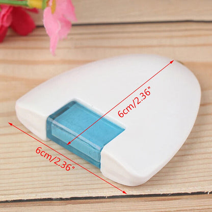 Tailors Chalk Plastic Red White Blue Sewing Tools Triangular Wheel Markers 6x6cm