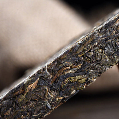 250g Yunnan Organic Pu-Erh Tea Ancient Tree Pu'er tea Brick 普洱茶溢庆源邦崴乔木大树古树生茶砖茶