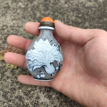 Old Peking Glass Snuff Bottle cricket grape Statue Beautiful Carving Sculpture