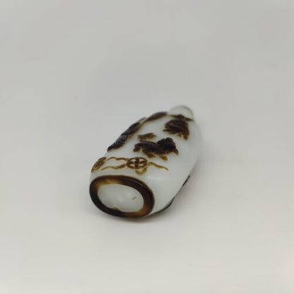 chinese carved statue peking glass snuff bottle glazed Cameo White black kylin