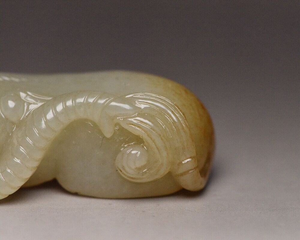 Chinese Hetian Jade Carved Exquisite Elephant Statue Antique Collections Artwork
