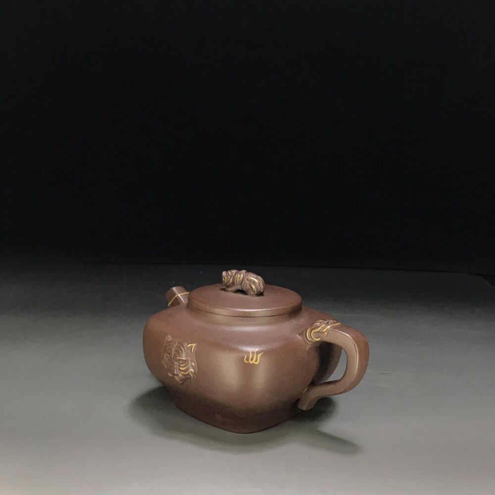 vintage chinese yixing purple clay teapot zisha ceremony carving Collectible art