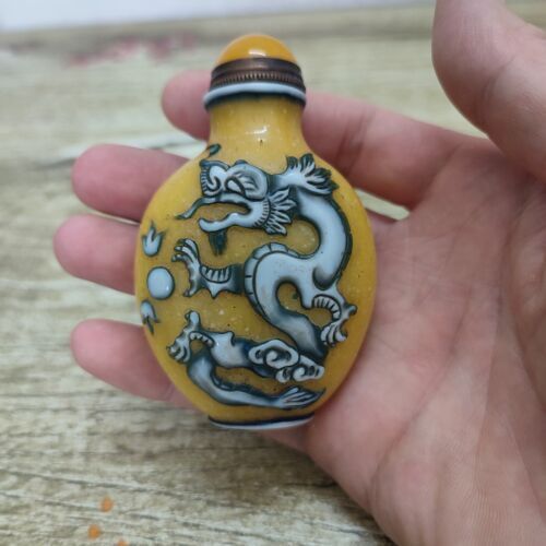 vintage beijing imperial yellow peking glass Snuff Bottle carved dragon statue