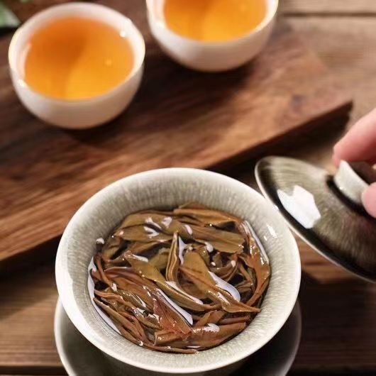 357g Yunnan Aged Pu-erh Tea 2003 Old Puerh Raw Tea Cake Chinese Pu'er Green Tea