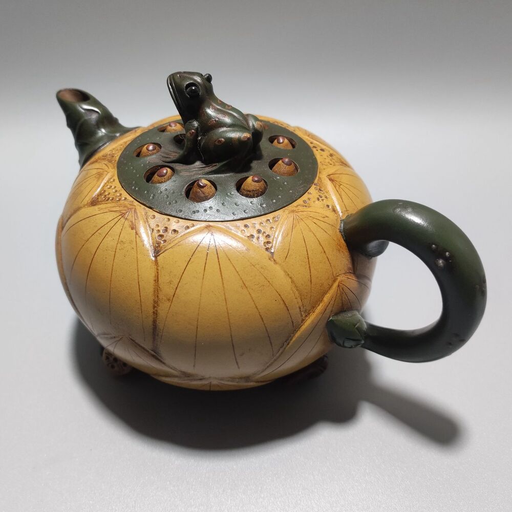 Vintage Chinese Yixing Purple Clay Teapot Zisha Ceremony Nice Frog Lotus Teaware