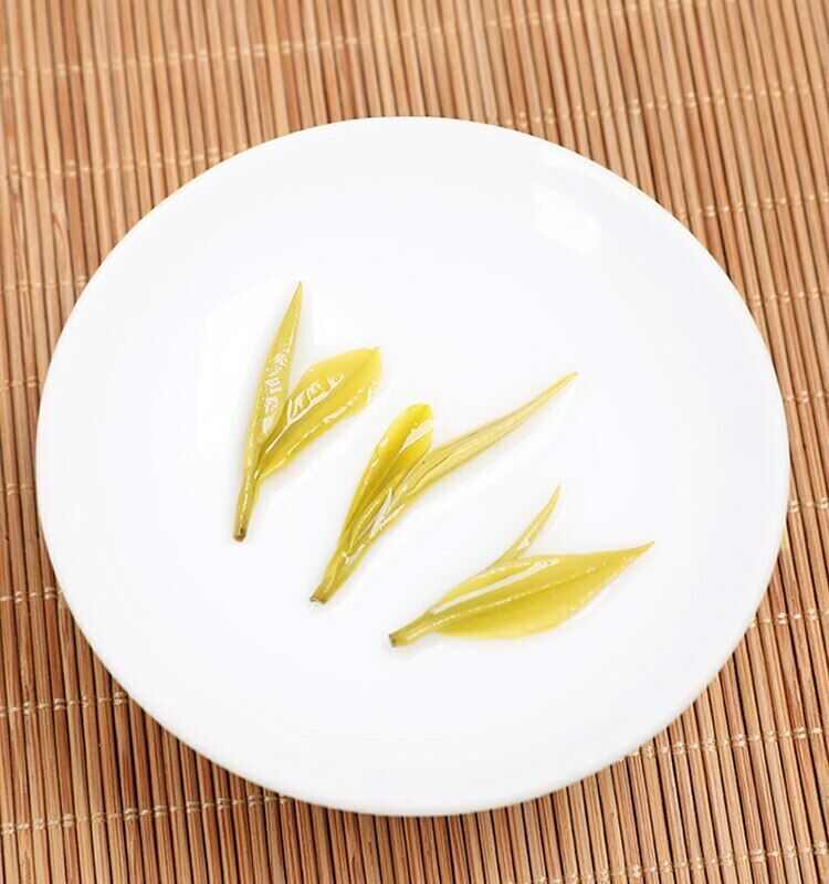 2023 Chinese Green Chinese Tea Golden Bud Green Chinese Tea 250g