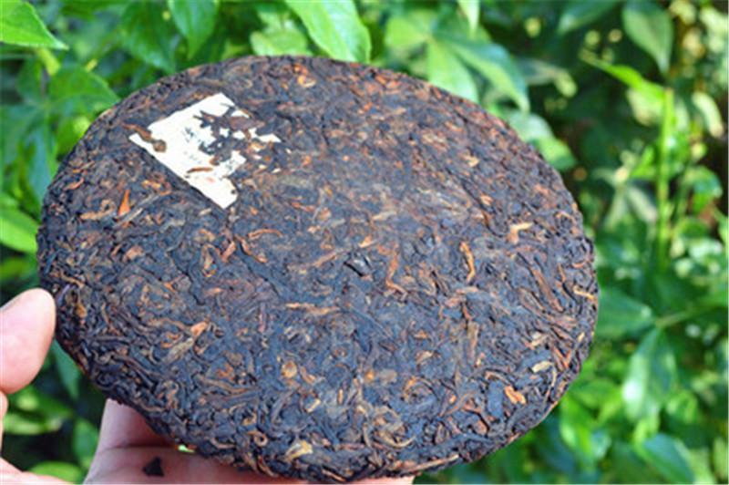 200g Cooked Pu'er Black Tea Yunnan Chen Xiang Ya Yun Pu-erh Tea Cake Healthy tea