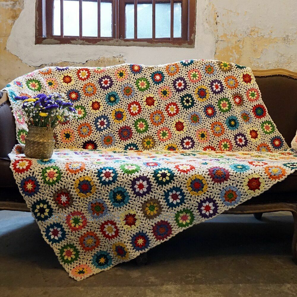 Handmade Crocheted Afghan Blankets Cushion Felt Granny Square Acrylic 150x150cm