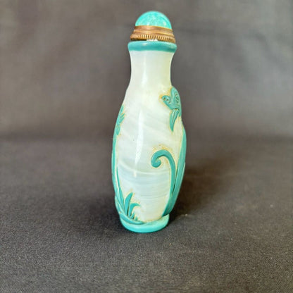 Old Beijing Chinese Carved Dog Statue Snuff Bottle Glass Overlay Box Gift Rare