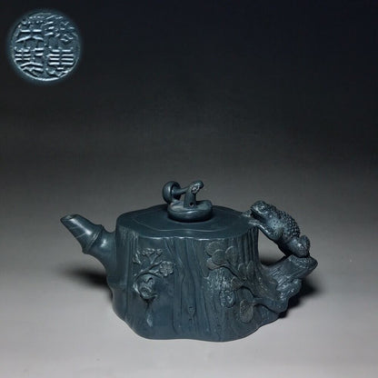 Chinese Yixing Zisha Clay Handmade Exquisite Teapot （金蟾壶 底款：燕萍）