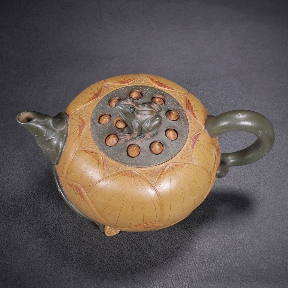 Vintage Chinese Yixing Purple Clay Teapot Zisha Ceremony Nice Frog Lotus Teaware