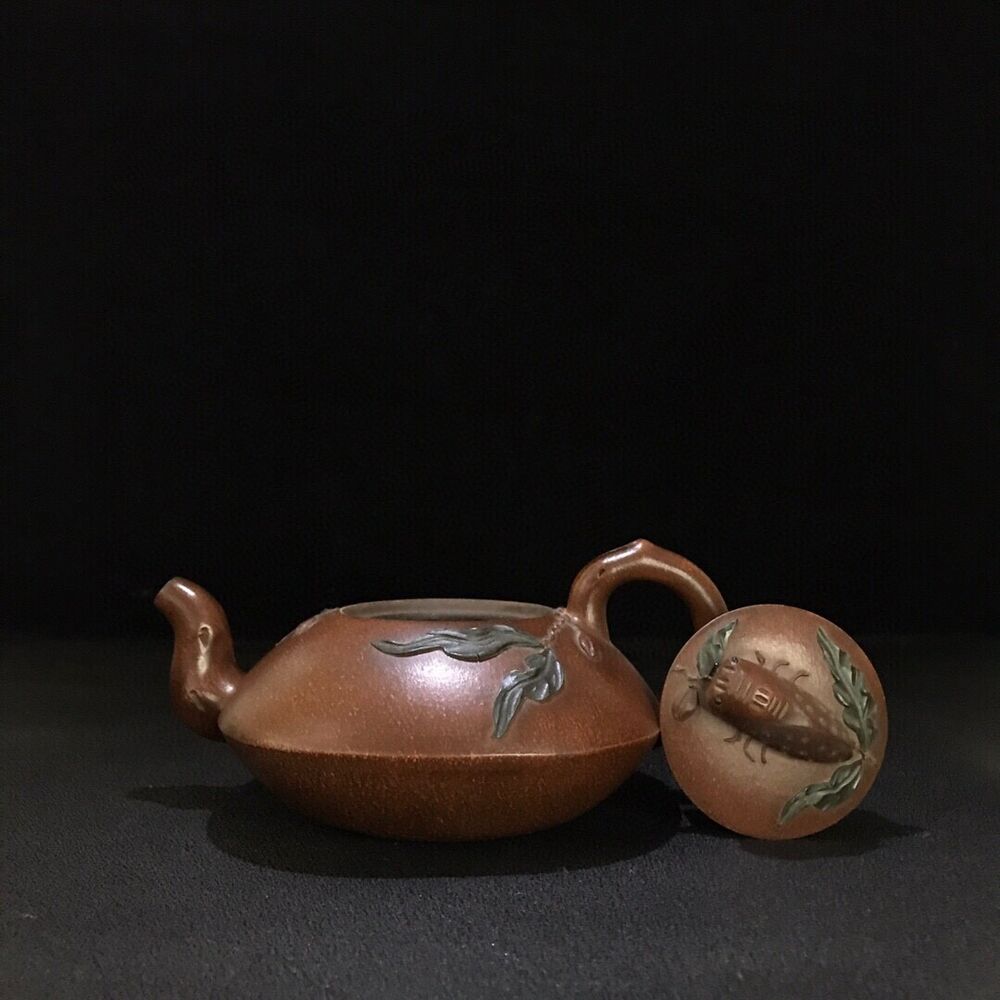 vintage chinese yixing purple clay teapot zisha ceremony carving Collectible art