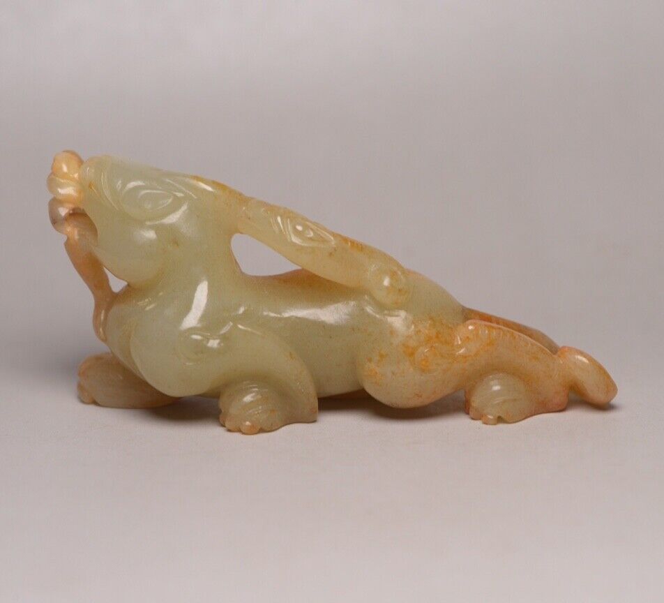 Chinese Antique Hotan Jade Carving Exquisite Beast Statue Decor Collections Art