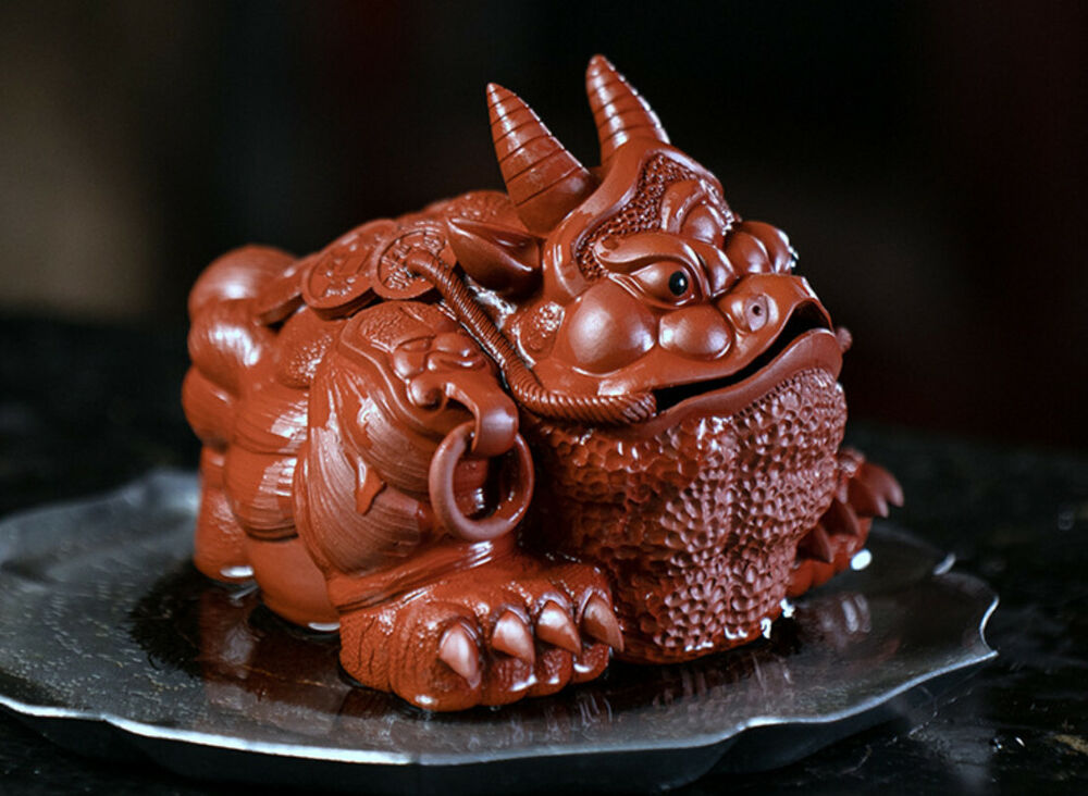 Chinese Yixing Handmade Zisha Clay Niu Jiao Jin Chan tea Pet Gongfu Tea Pet