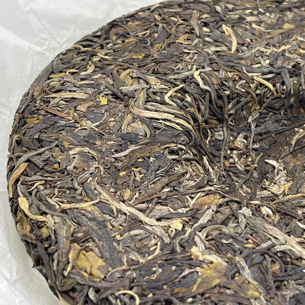 Pu 'er tea, 2021, 357 grams, raw.