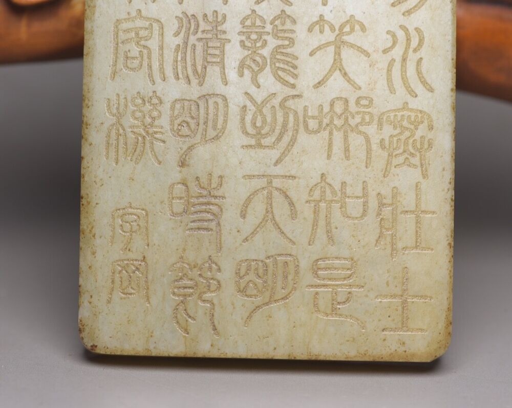 Chinese Natural Hetian Jade Carved Exquisite Guanyin Statue Figurine Pendant Art