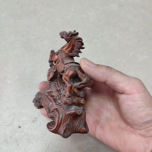 Home decor luxury Ornaments room horse figurine interior statue boxwood carving