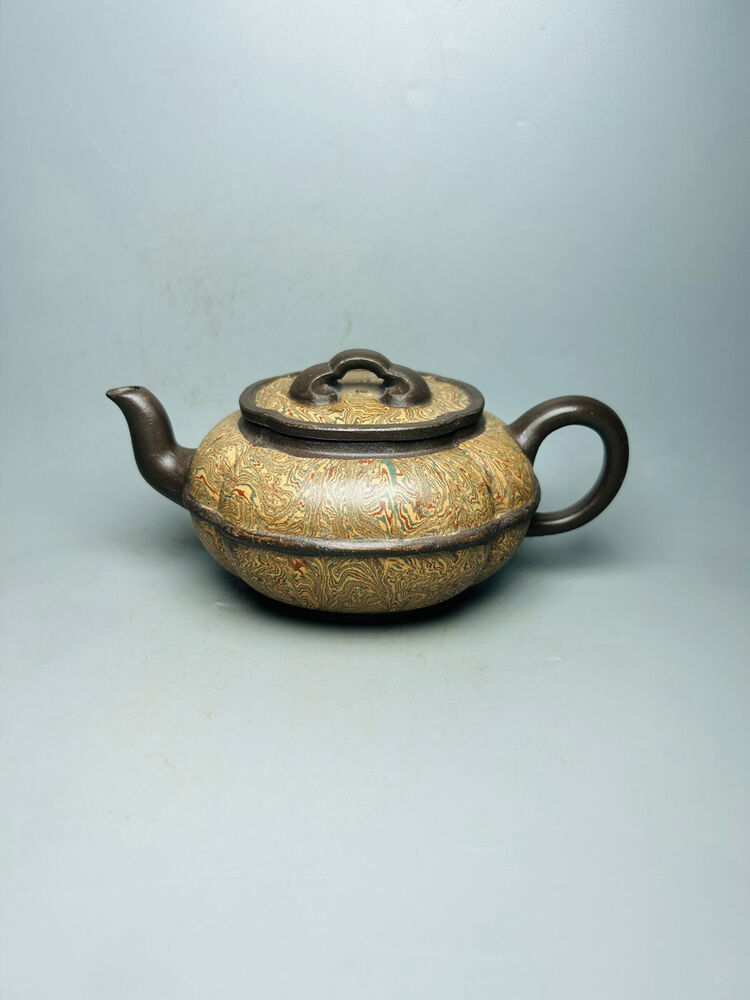 Chinese Yixing Zisha Clay Handmade Exquisite Teapot （筋纹线圆 底款：金顶商标）