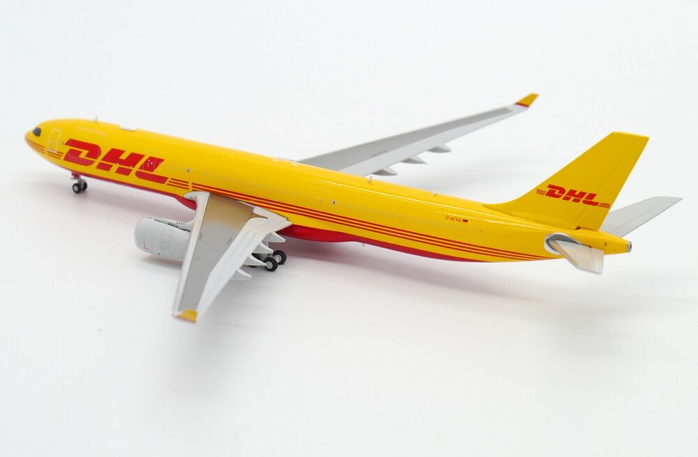 DHL A330-300P2F Reg: D-ACVG JC Wings Scale 1:400 Diecast model XX40012