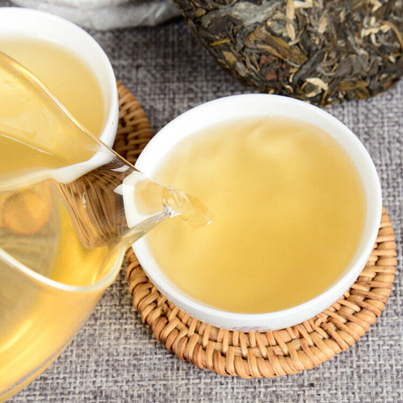 100g*3 Early Spring Green Tea Yunnan Pu'er Tea Icelandic Ancient Tree Cake
