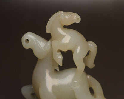 Chinese Hetian Jade Hand Carving Horse Statue Nice Figurines Collections Artwork